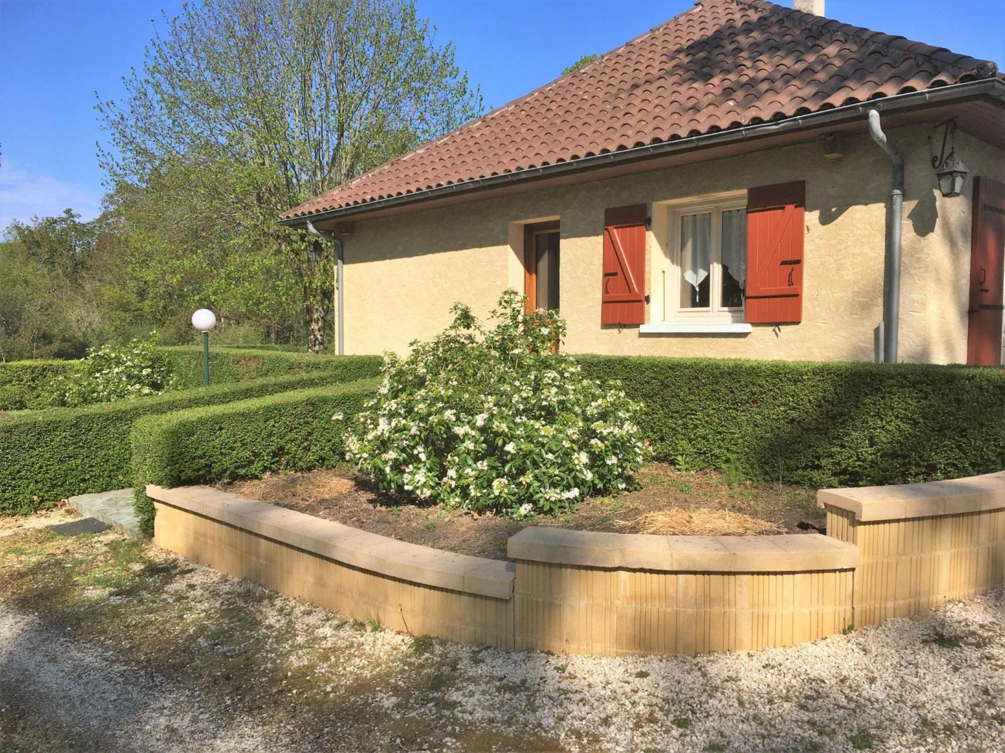 Holiday Home Maison Du Lac By Interhome Saint-Rabier Exterior foto